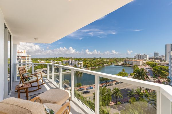 Cost of Balcony Construction in Davis