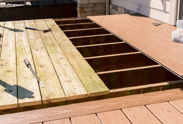 Cost of Deck Floor Replacement in Davis