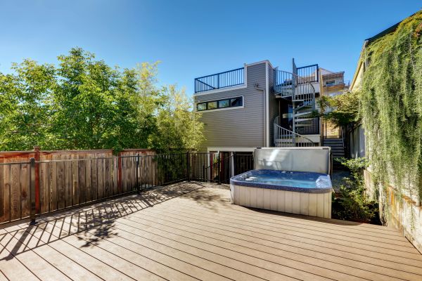 Cost of Hot Tub Deck Installation in Davis