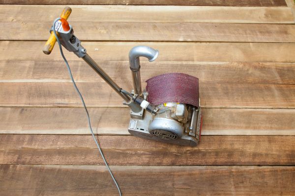 Cost of Veranda Sanding in Davis